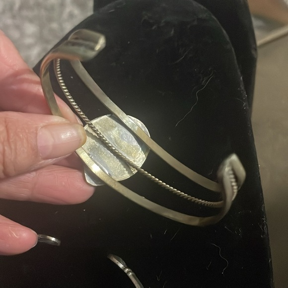 Silver tone and Turquoise Cuff Bracelets set - Picture 3 of 9